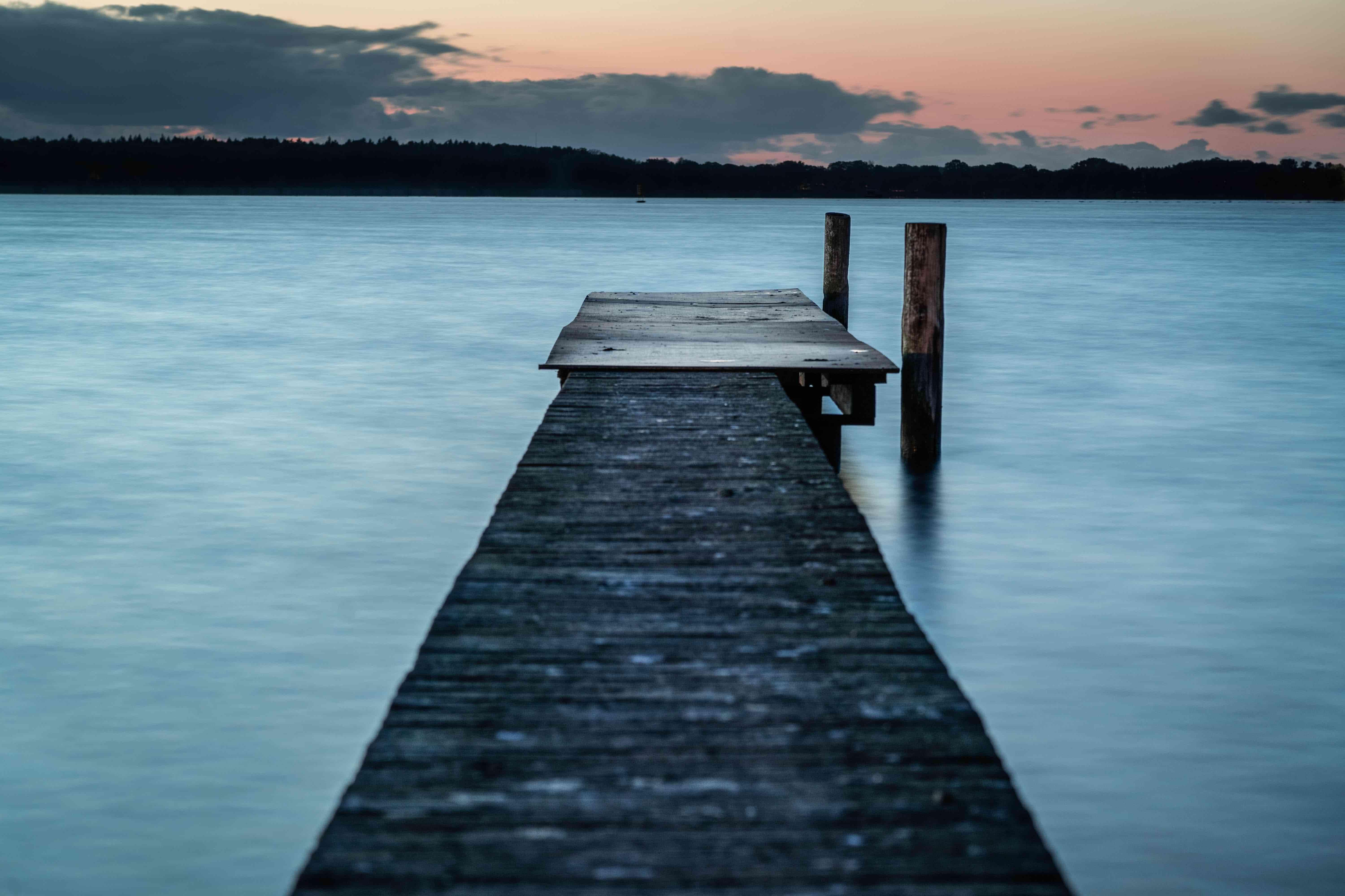 Steg im Wasser